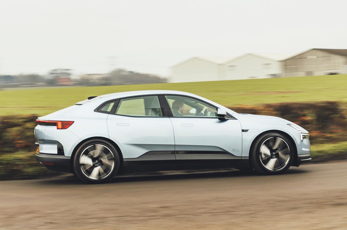 Polestar 4 side driving