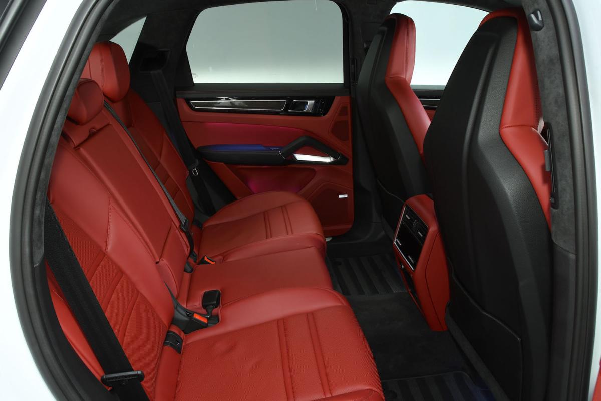 Used Porsche Cayenne 2018-present rear seats