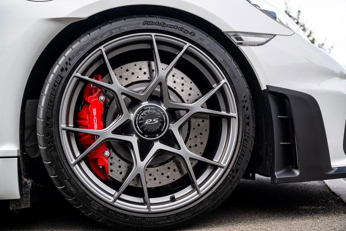 Porsche 718 Spyder RS alloy wheel