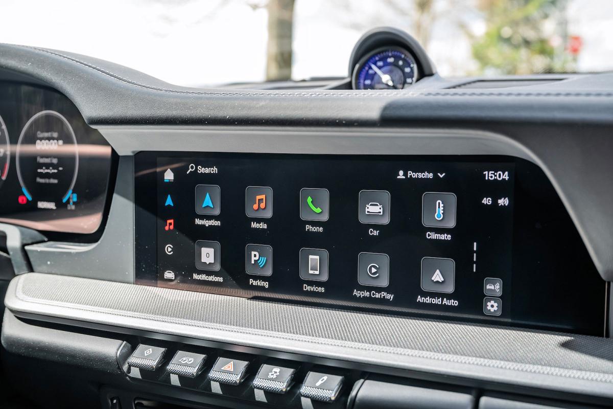 Porsche 911 infotainment touchscreen