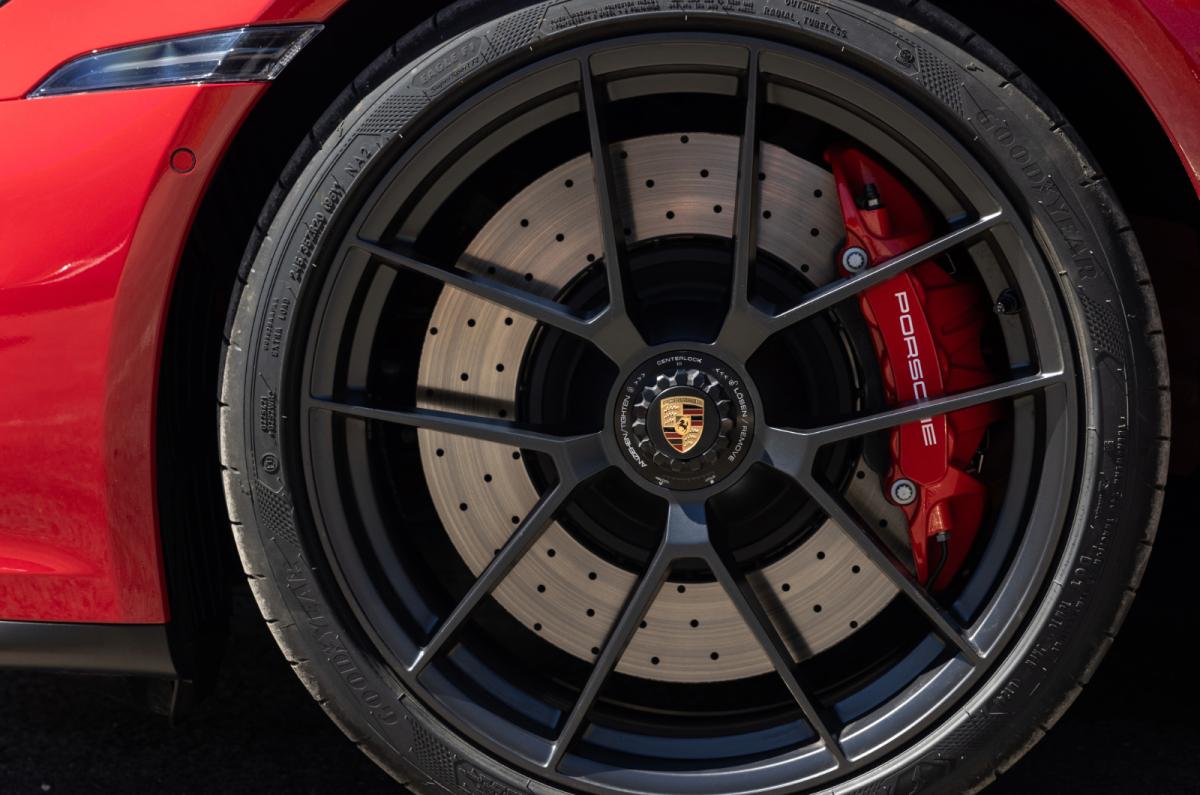 Porsche 911 Targa wheel