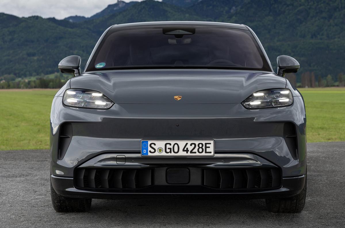 Porsche Cayenne Coupé Electric static front