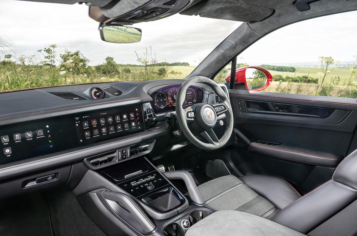 Porsche Cayenne interior