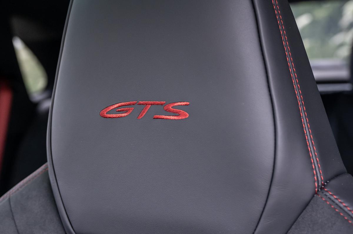 Porsche Cayenne seat detail