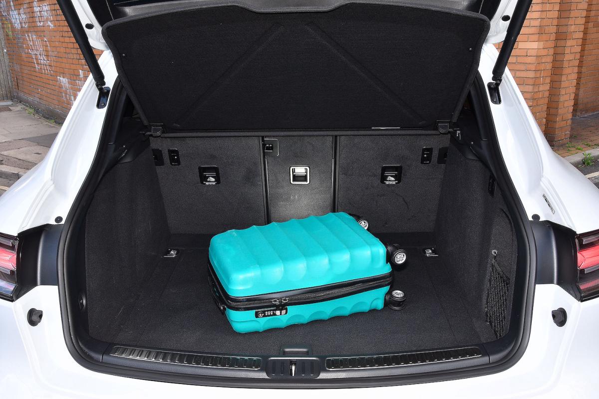 Porsche Macan boot open