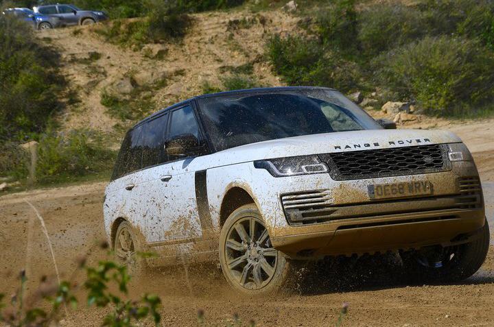 Range Rover off-road