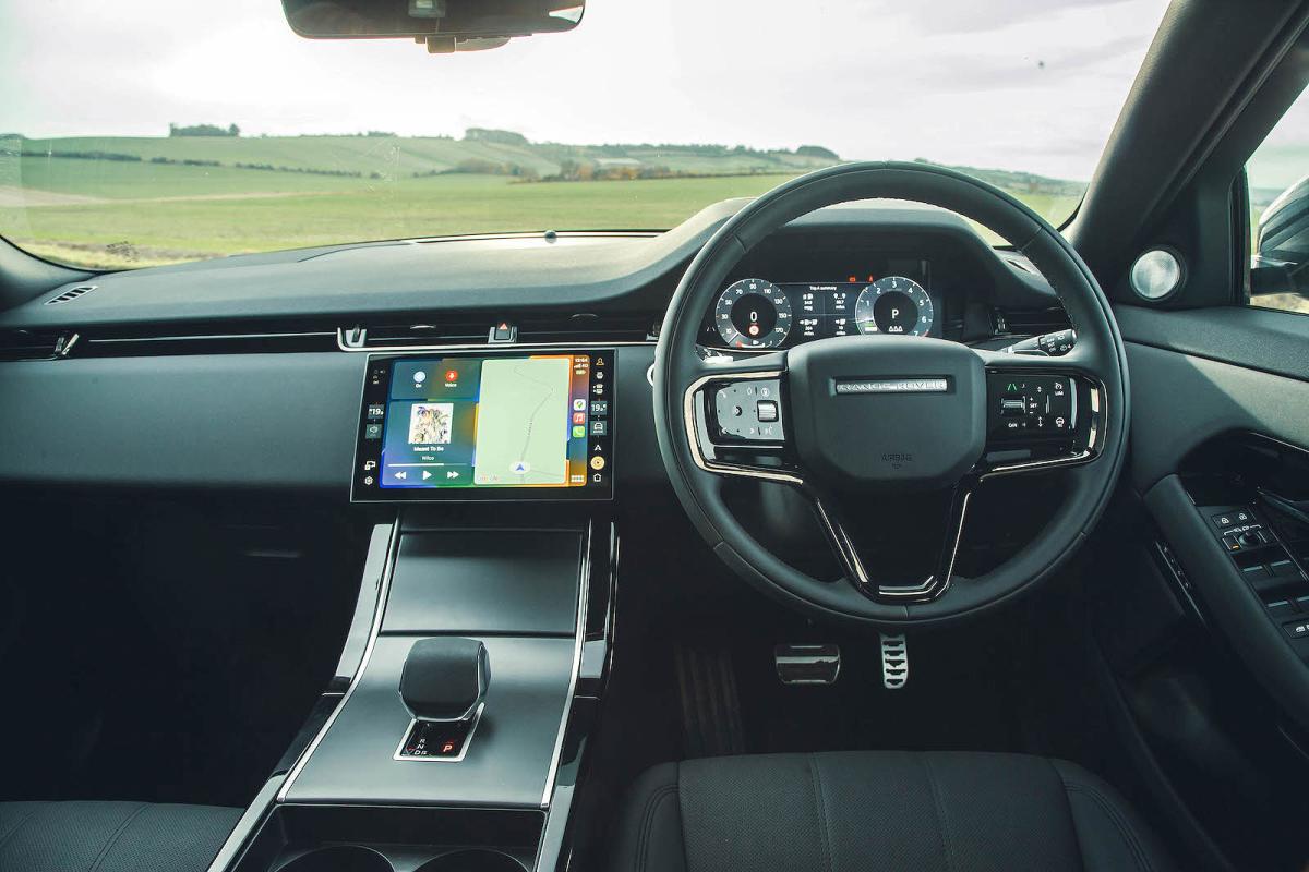 Range Rover Evoque dashboard