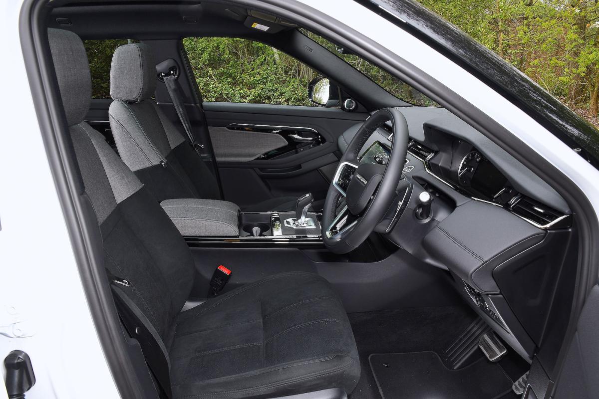Range Rover Evoque front seats
