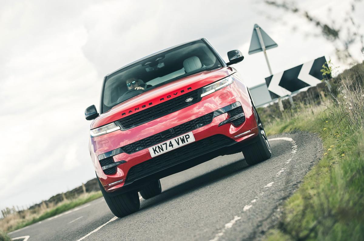 Range Rover Sport front cornering