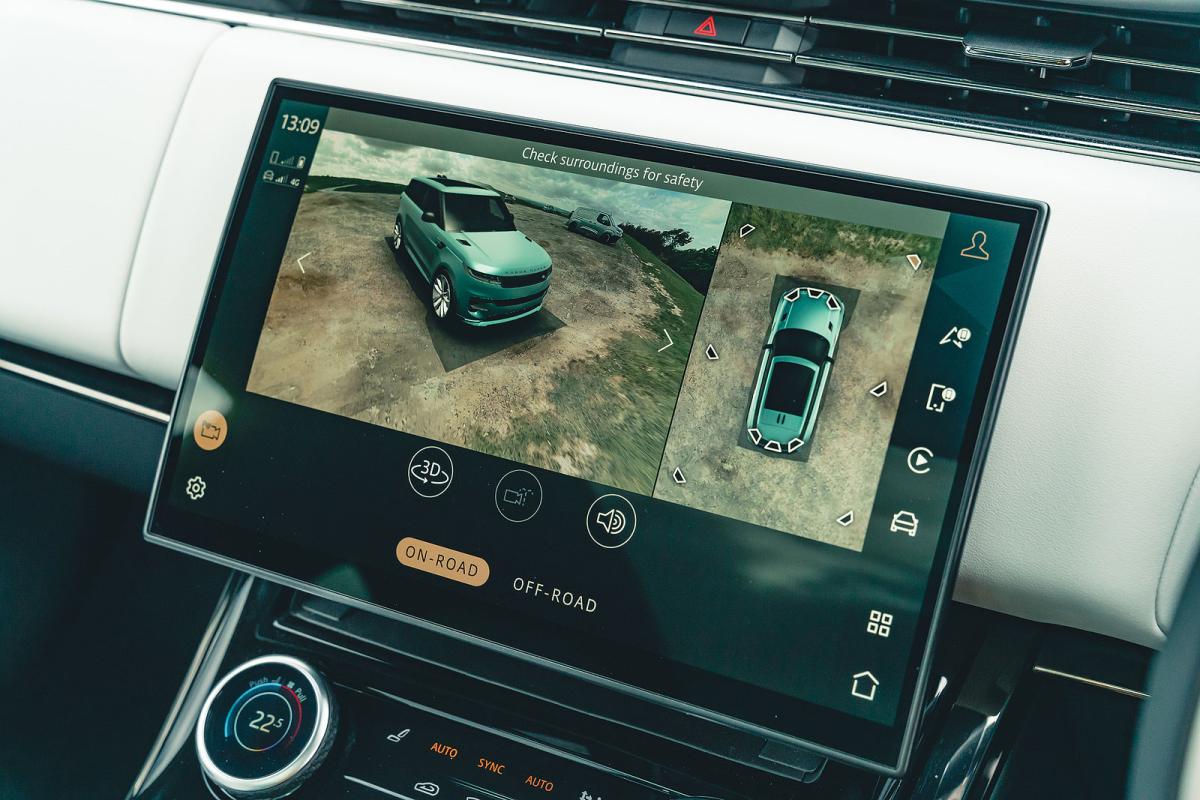 Range Rover Sport interior infotainment