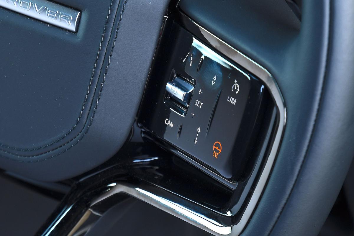 Land Rover Range Rover Velar interior steering wheel detail