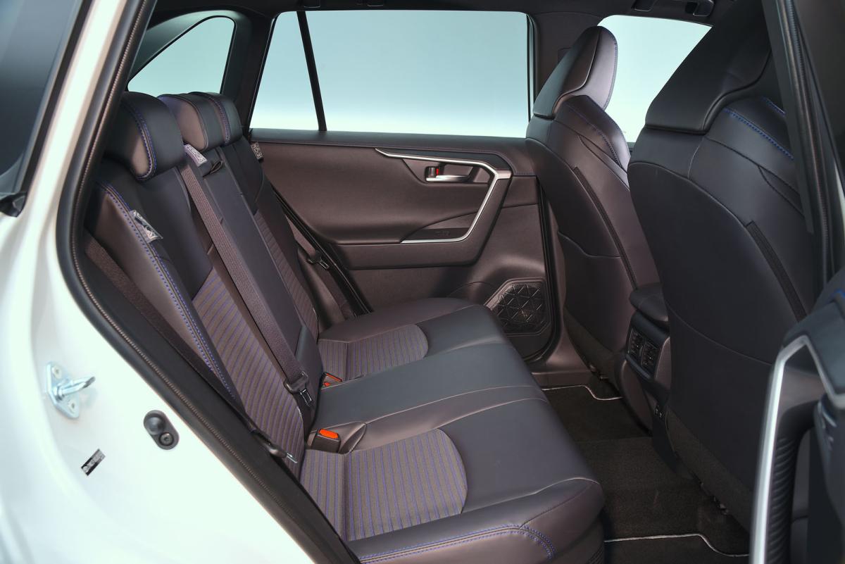 Toyota RAV4 interior