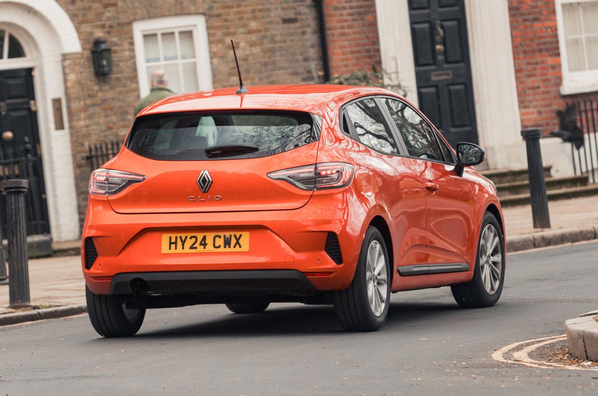 Renault Clio rear cornering