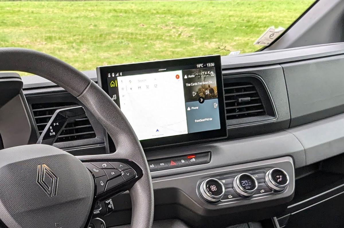 Renault Master E-Tech infotainment touchscreen