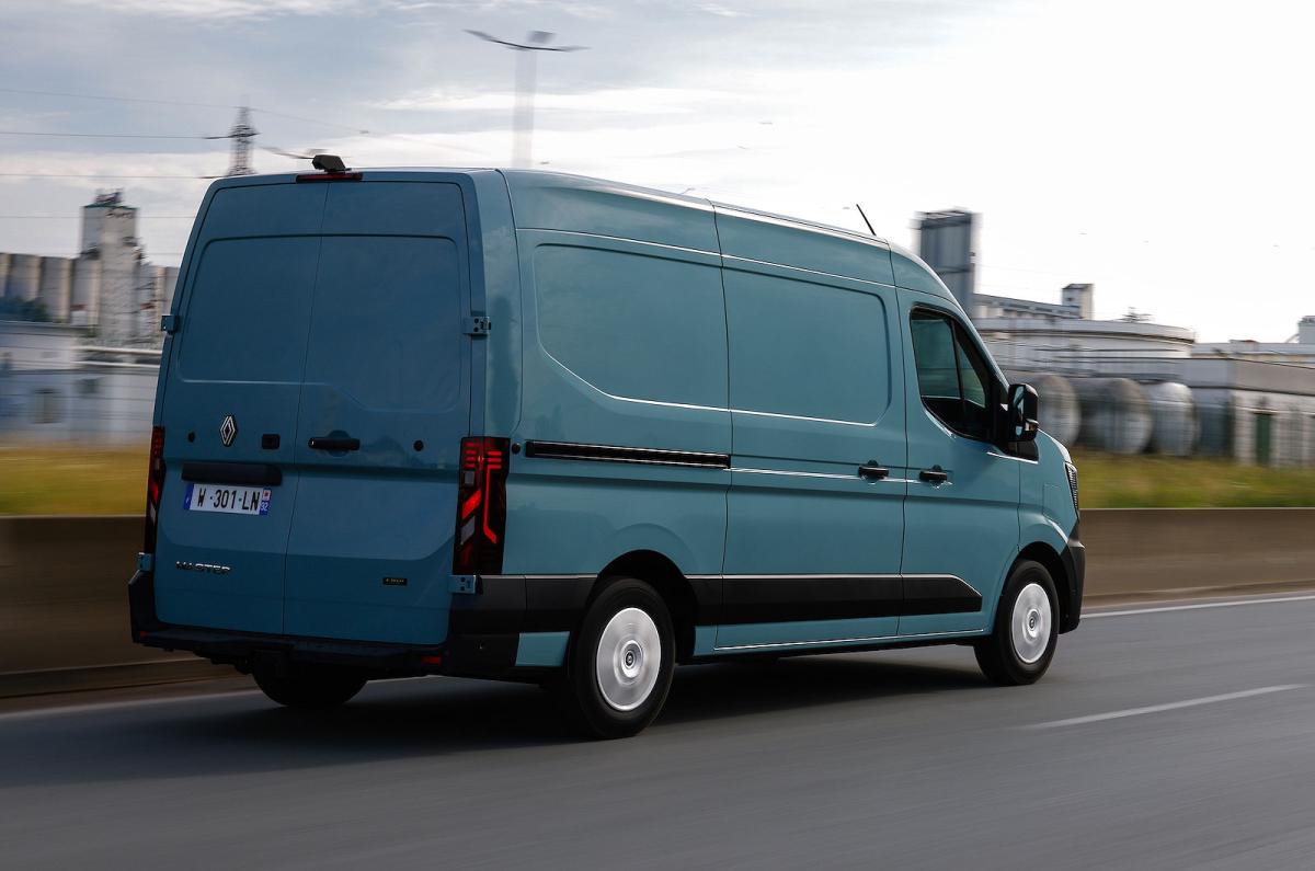 Renault Master E-Tech rear right driving