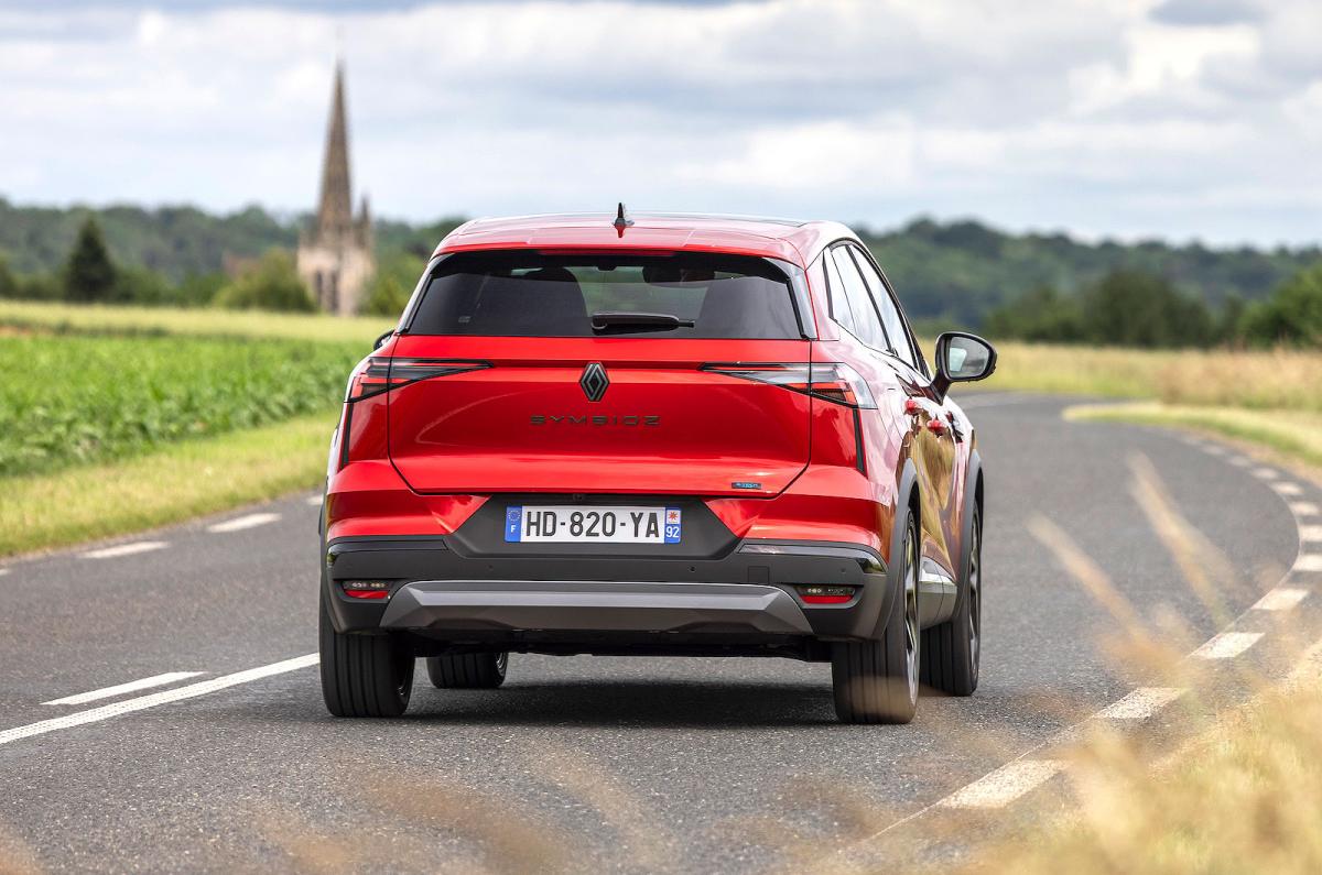 Renault Symbioz rear driving