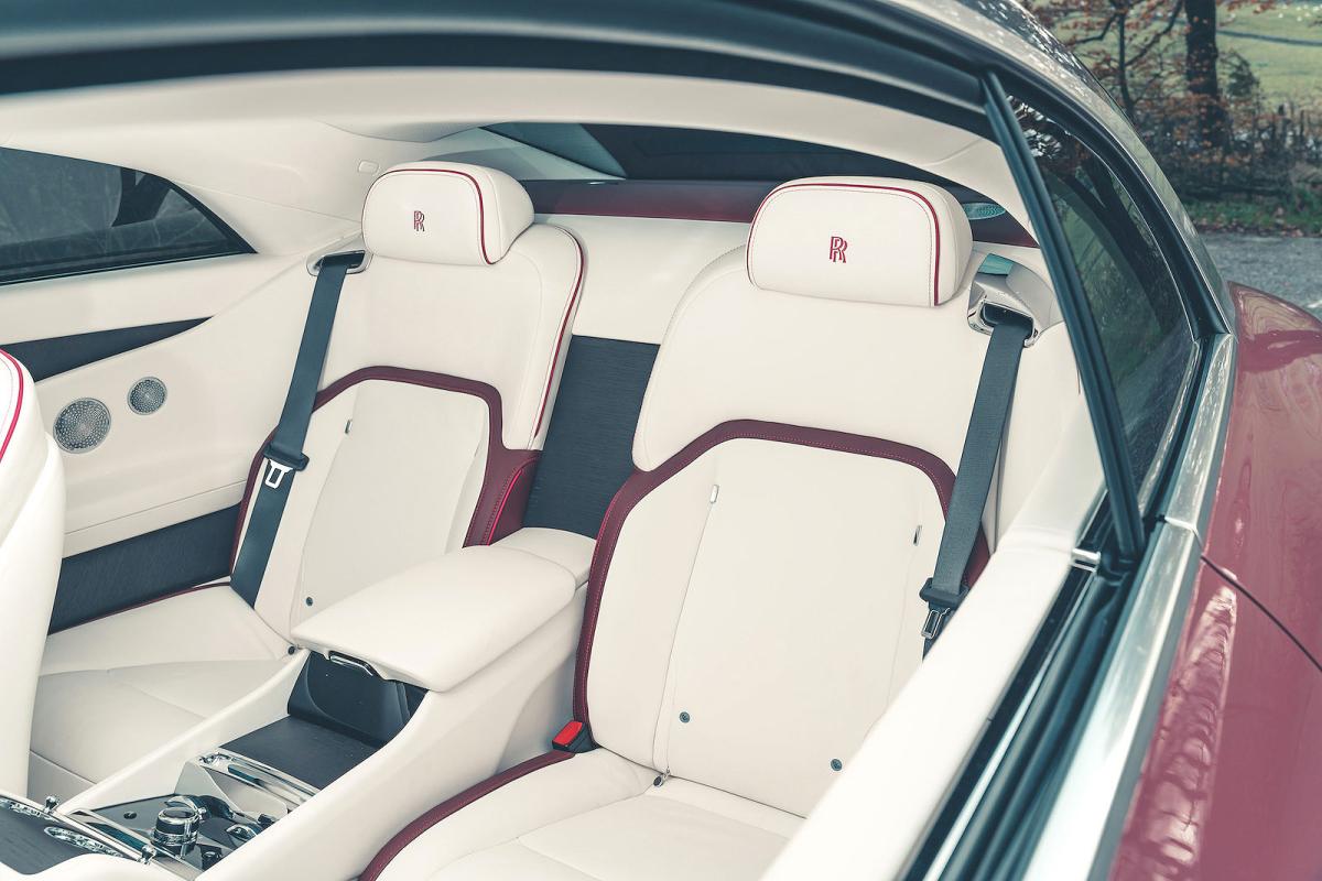 Rolls-Royce Spectre back seats