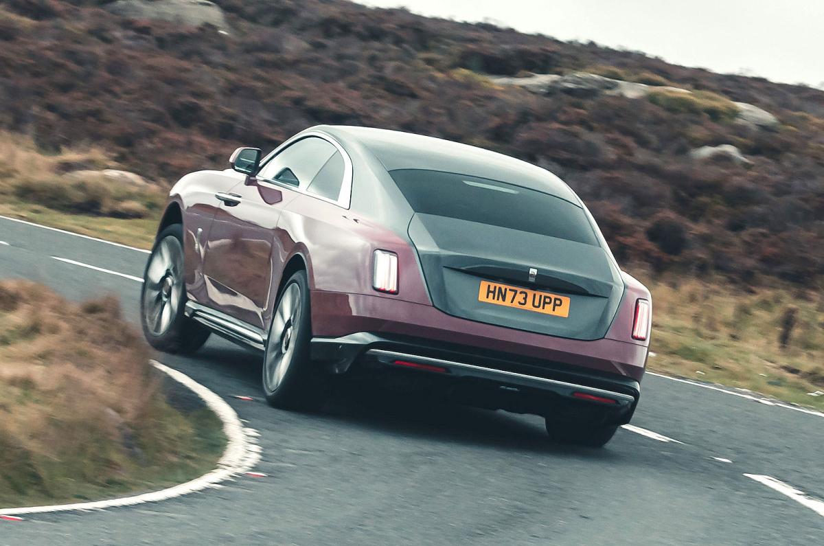Rolls-Royce Spectre rear cornering