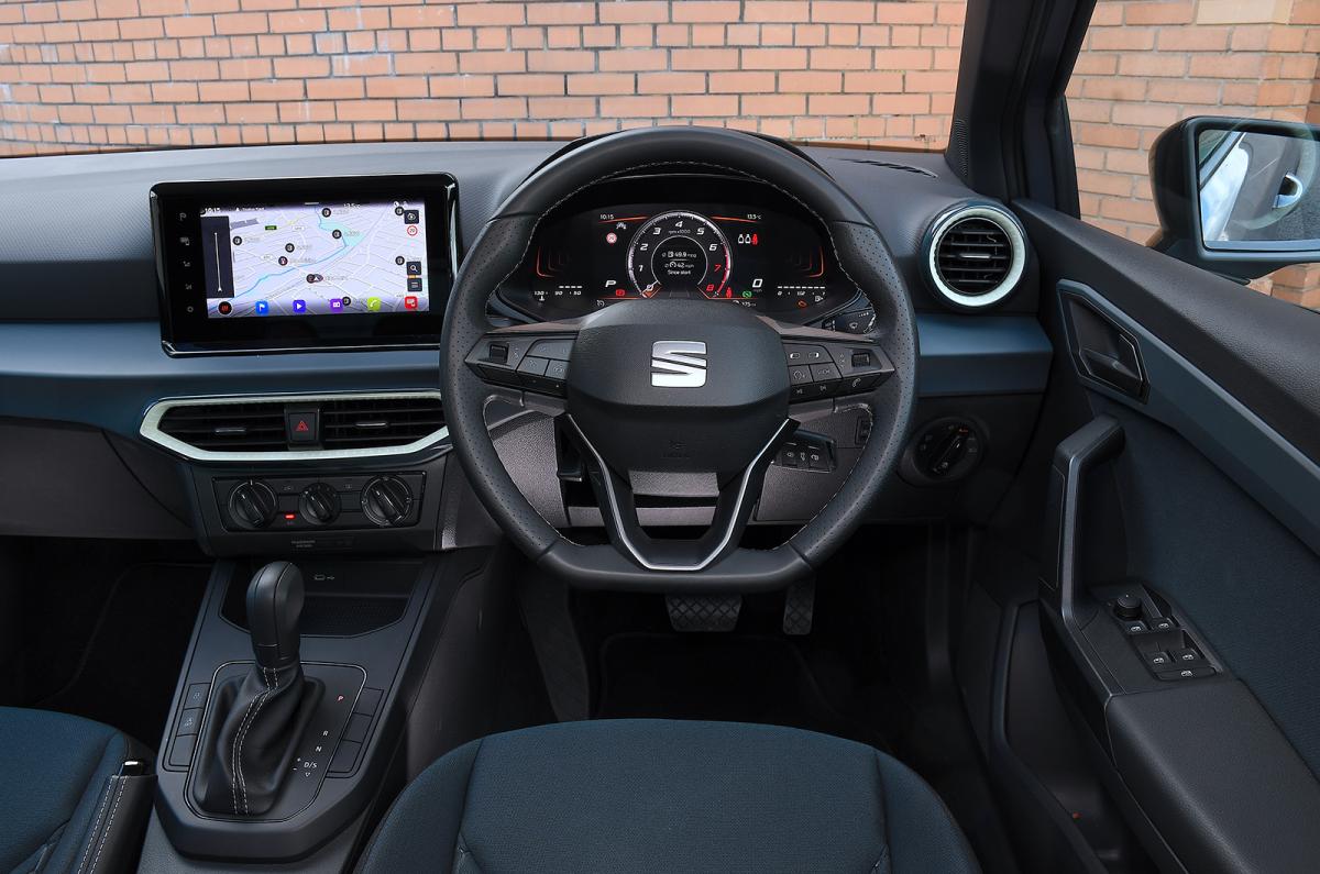 Seat Arona dashboard