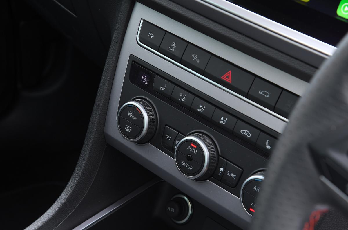 Seat Ateca heater controls