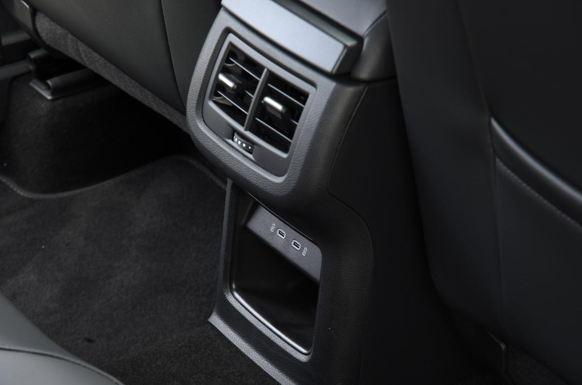 Seat Ateca rear vents detail