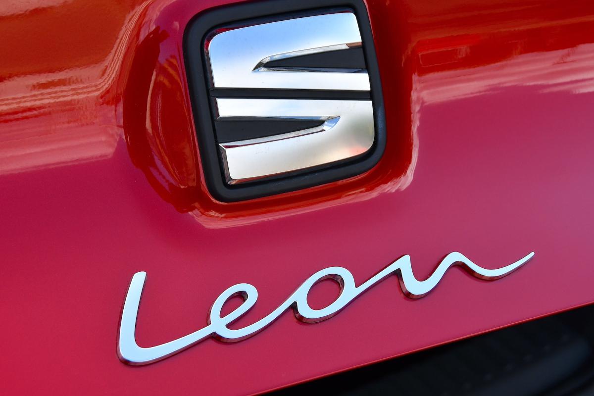 Seat Leon rear badge