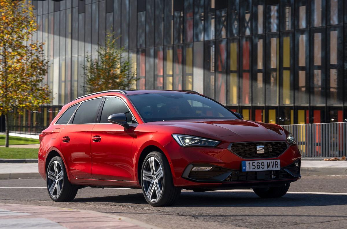 Seat Leon Estate front right static