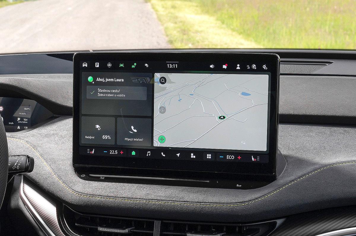 Skoda Elroq vRS infotainment touchscreen
