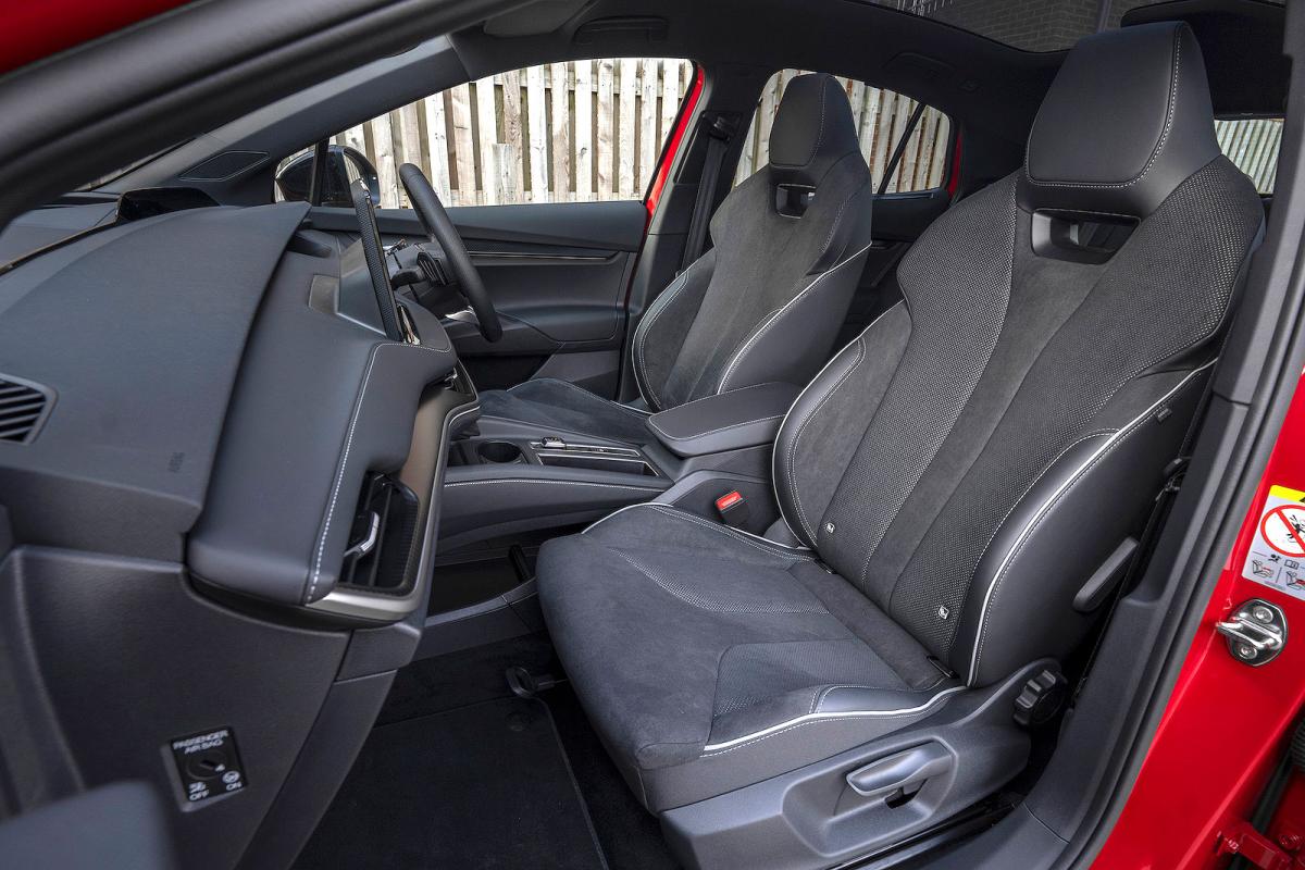 Skoda Enyaq Coupé front seats