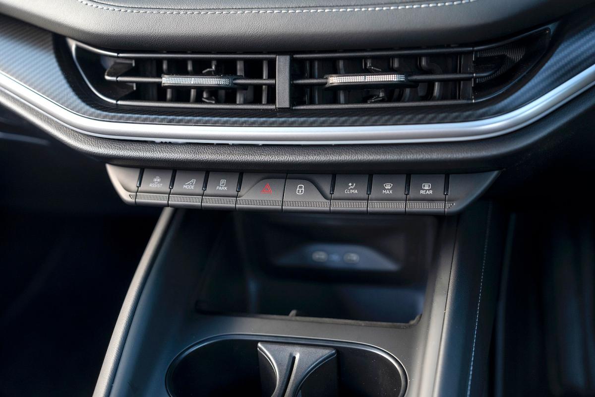Skoda Enyaq Coupé interior controls