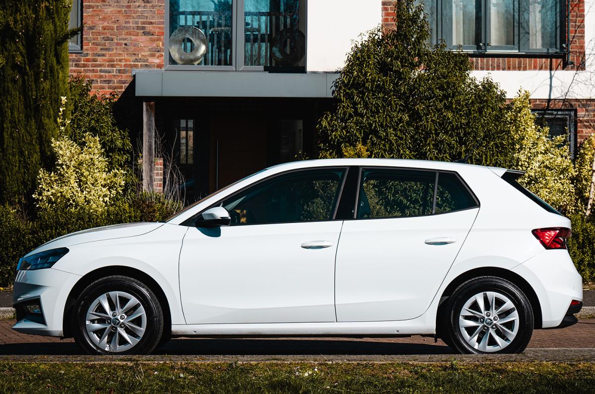 Skoda Fabia static side