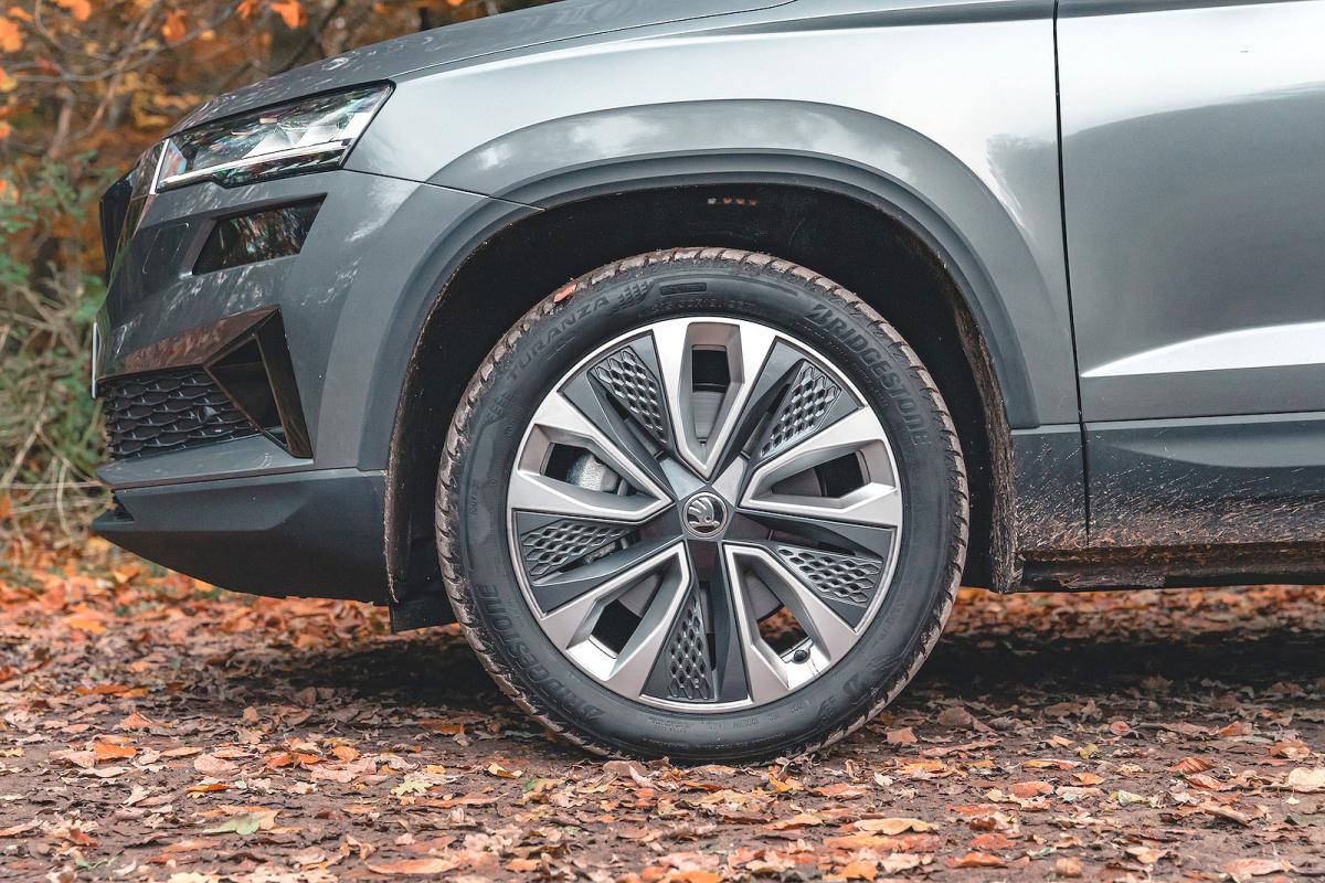 Skoda Karoq alloy wheel detail
