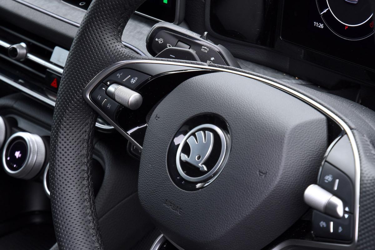 Skoda Kodiaq steering wheel detail