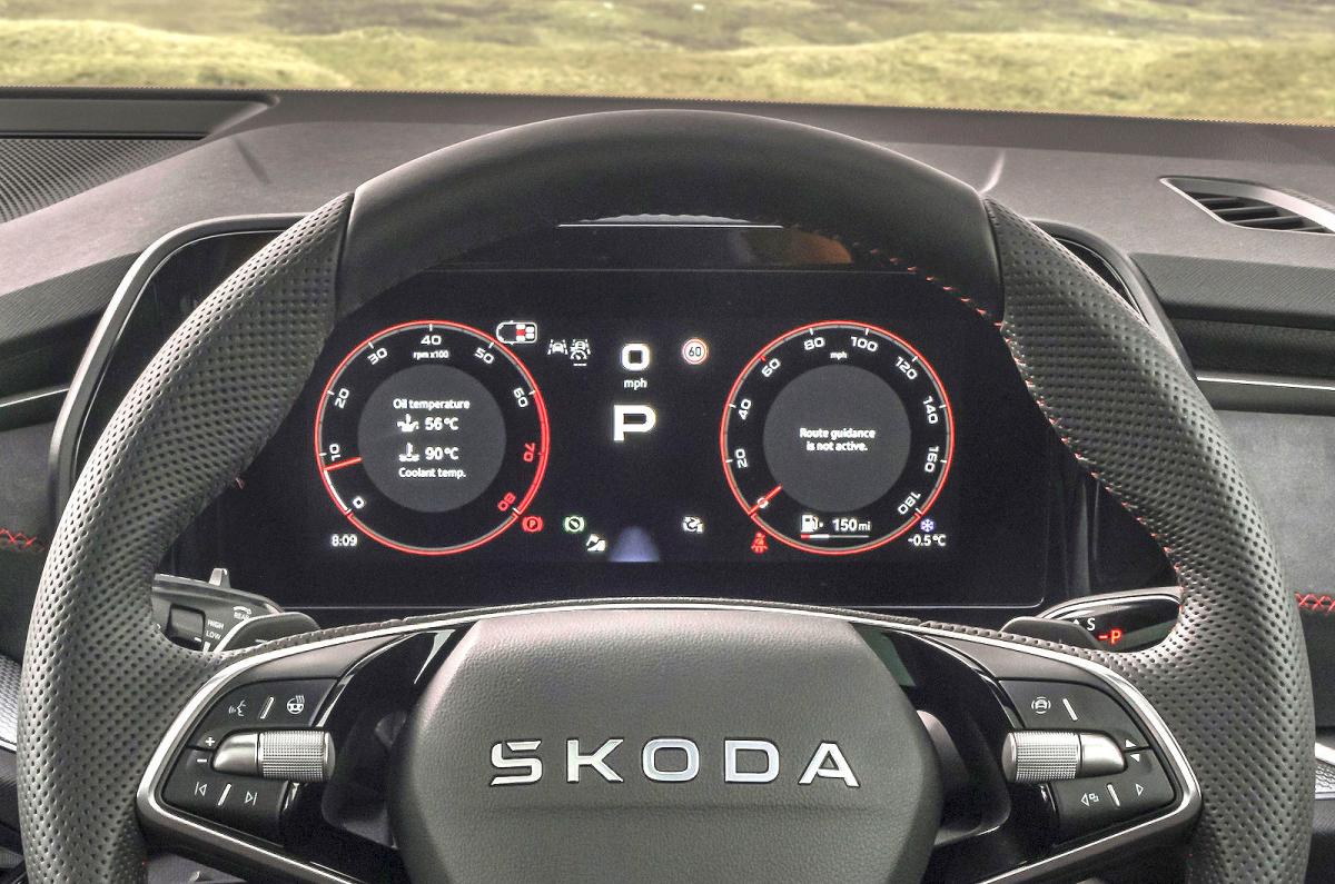 Skoda Kodiaq vRS driver display