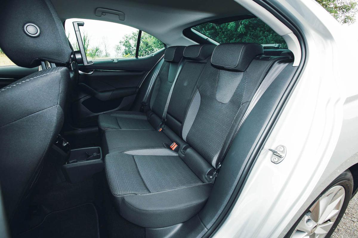 Skoda Octavia back seats
