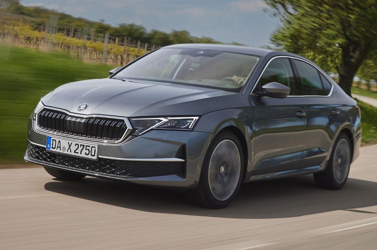 Skoda Octavia exterior front dynamic
