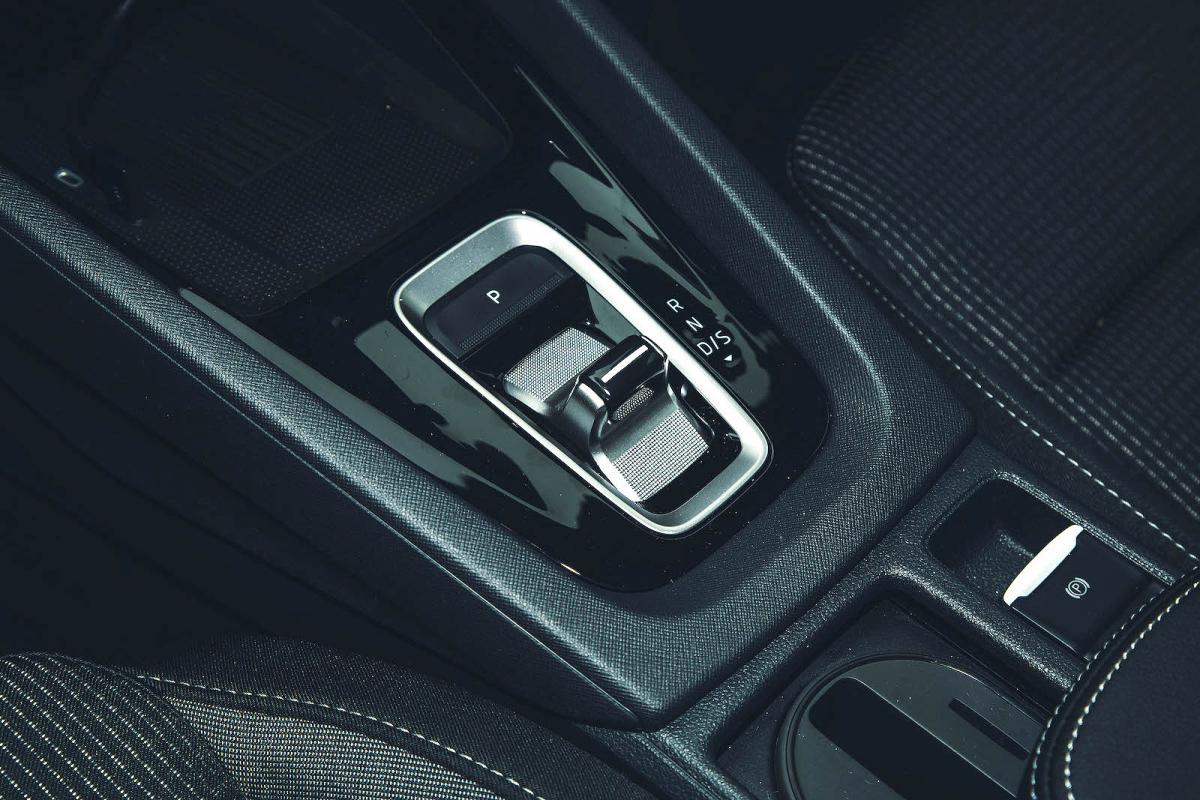 Skoda Octavia gear selector