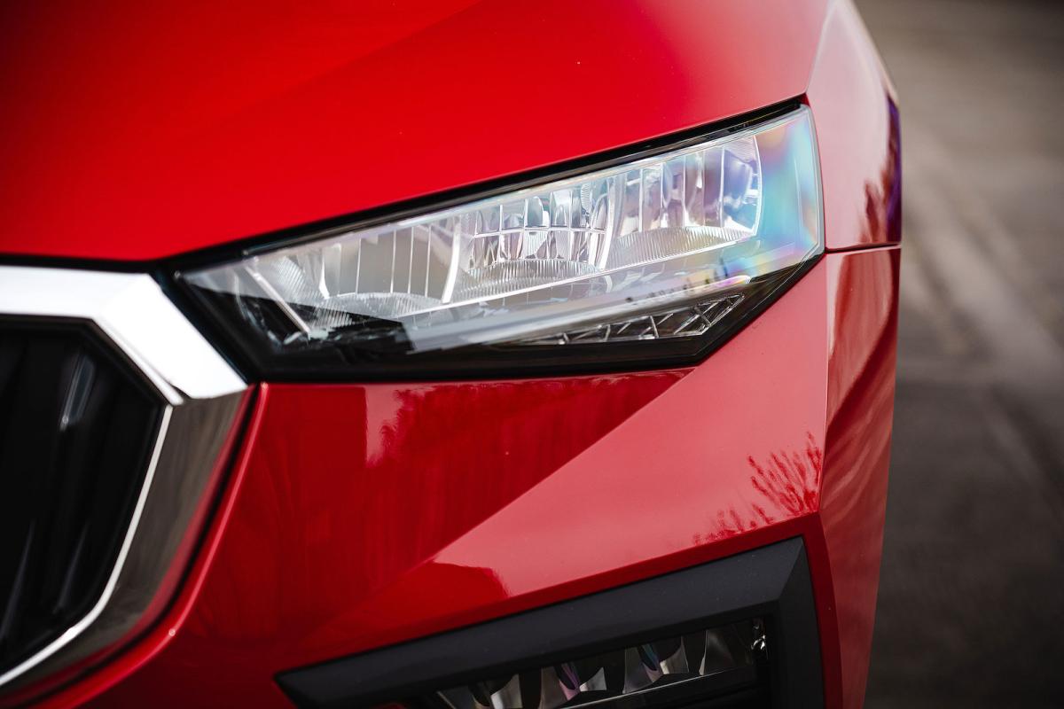 Skoda Scala headlights