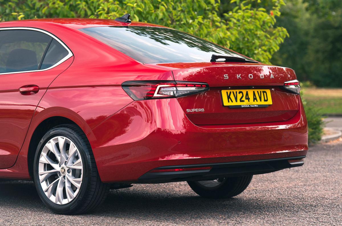 Skoda Superb rear detail