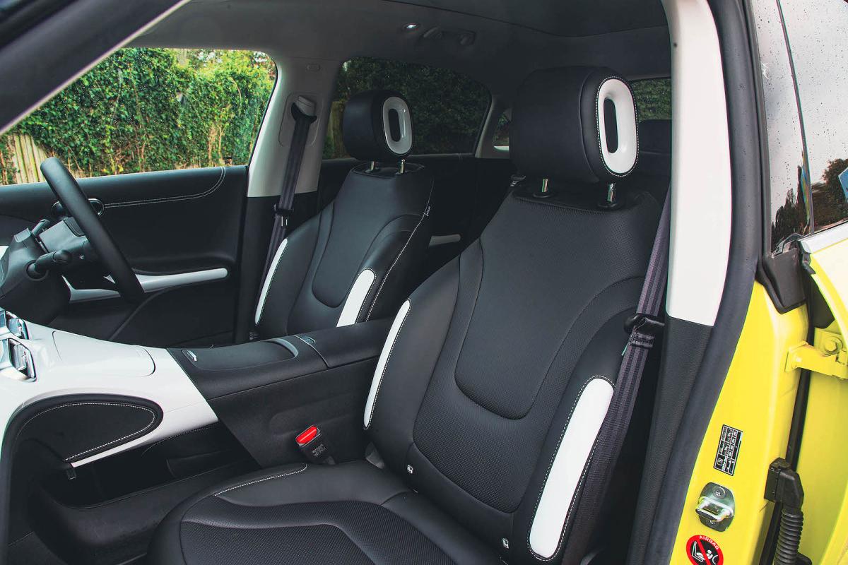 Smart #1 interior front seats