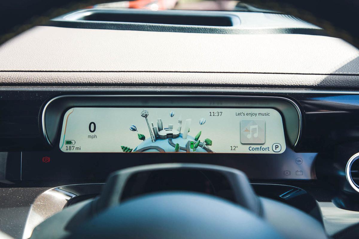 Smart #3 interior driver display