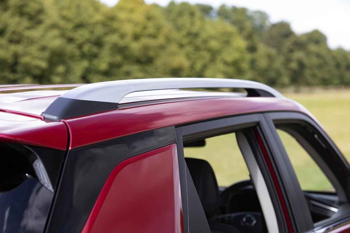 Ssangyong Korando roof bars detail