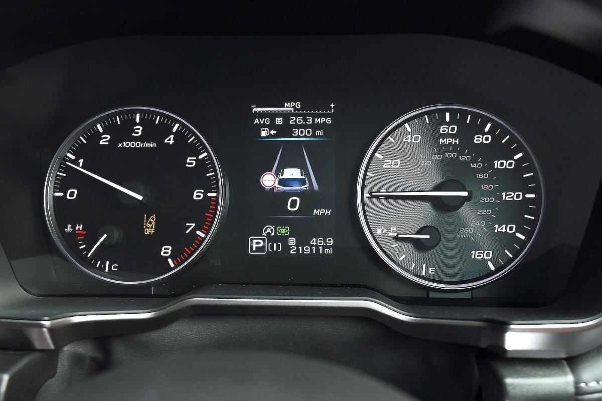 Subaru Outback driver display