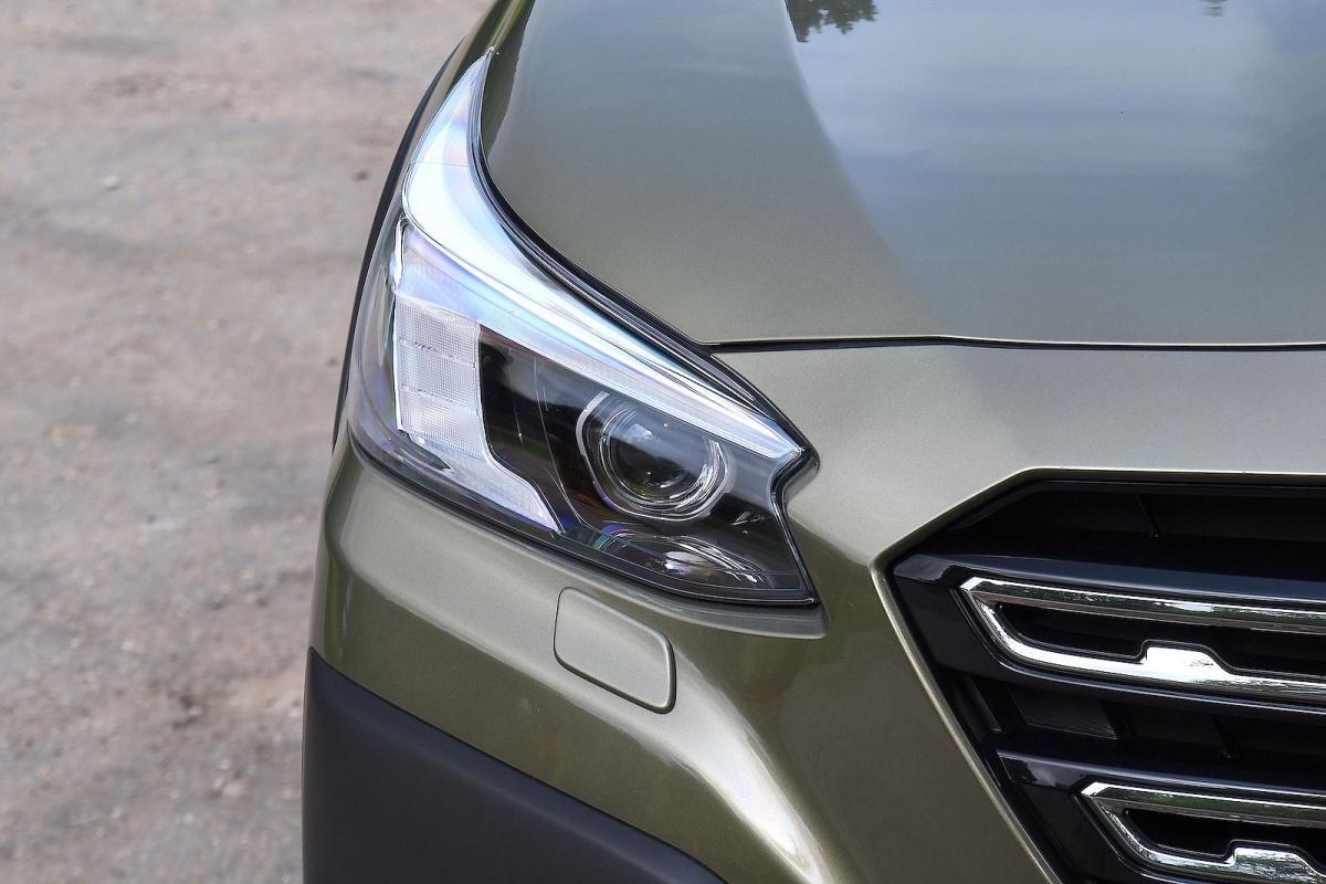 Subaru Outback headlights