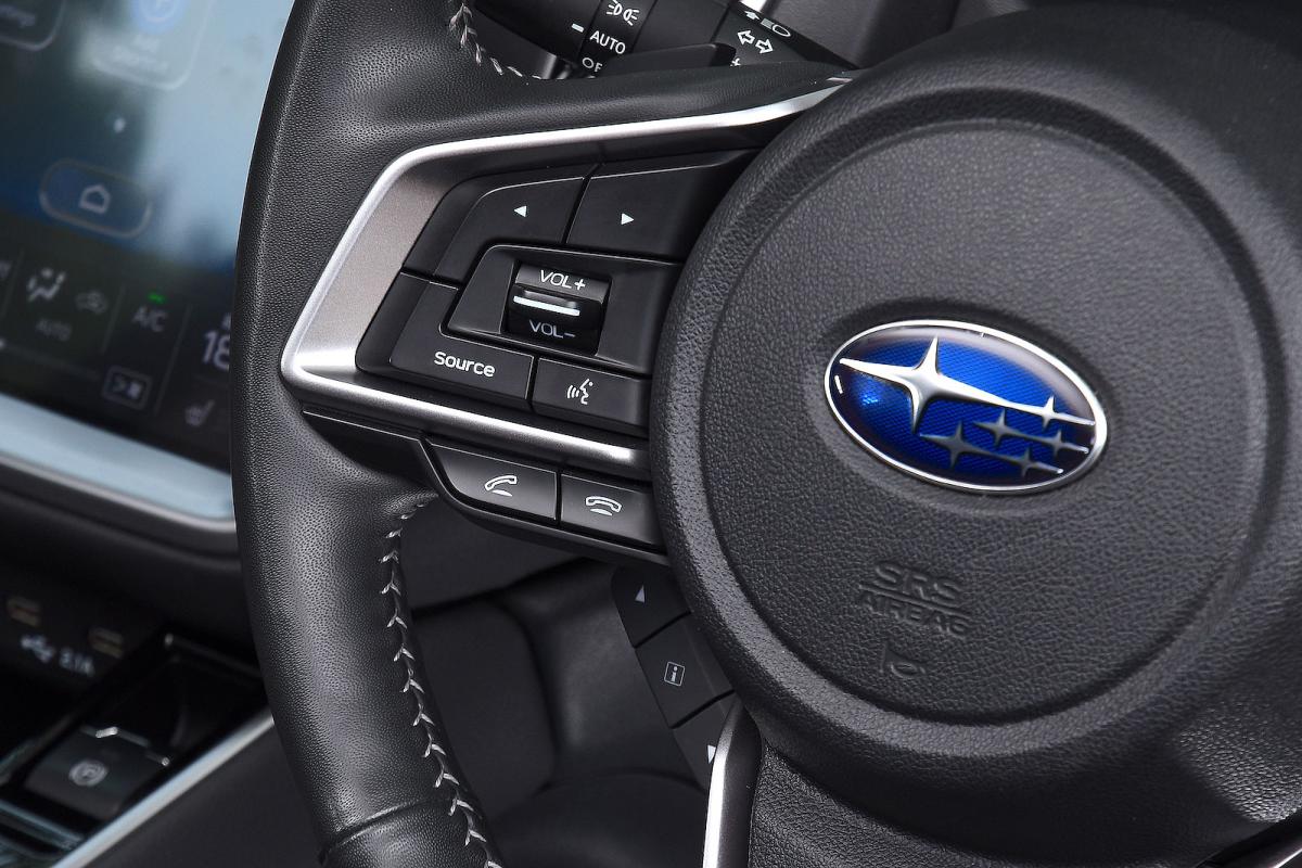 Subaru Outback steering wheel detail