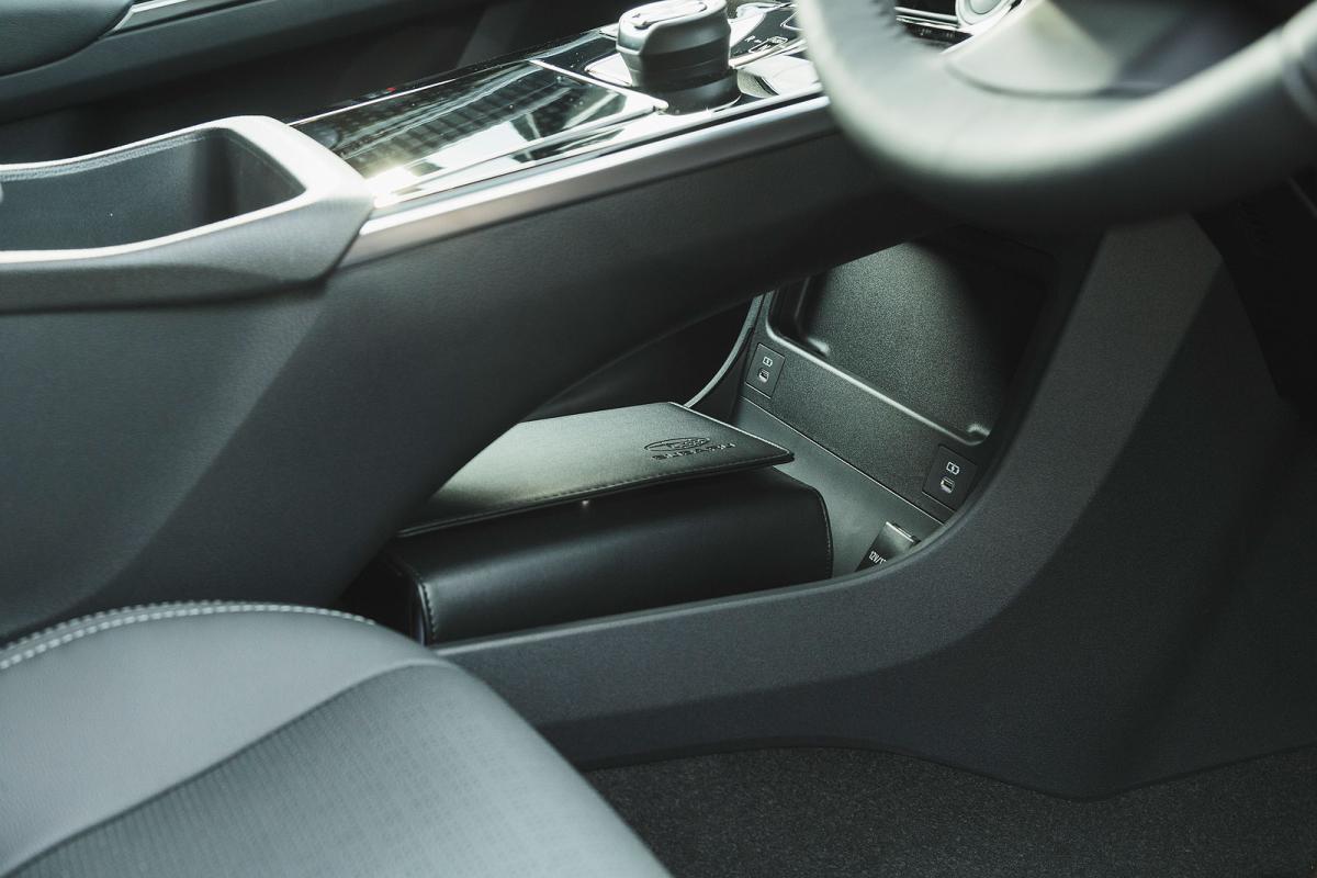 Subaru Solterra interior detail