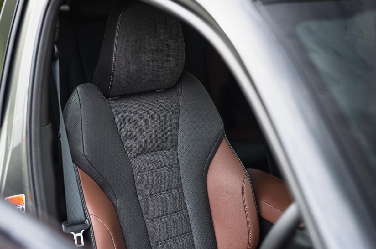 Suzuki eVitara front seat