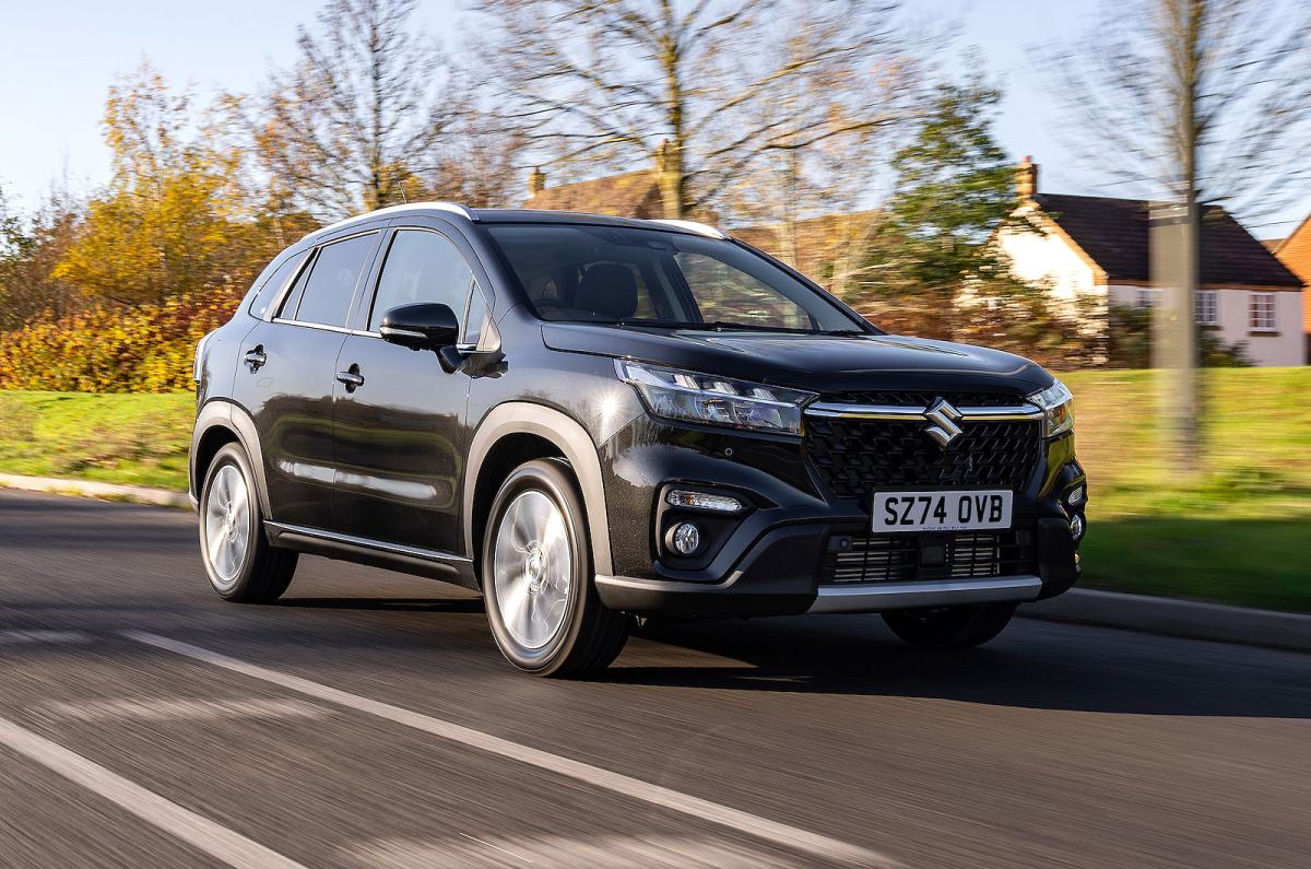 Suzuki S-Cross front right driving