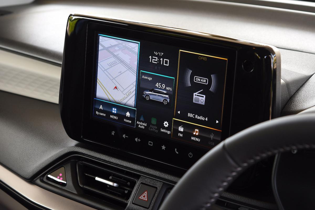 Suzuki Swift Hybrid infotainment touchscreen