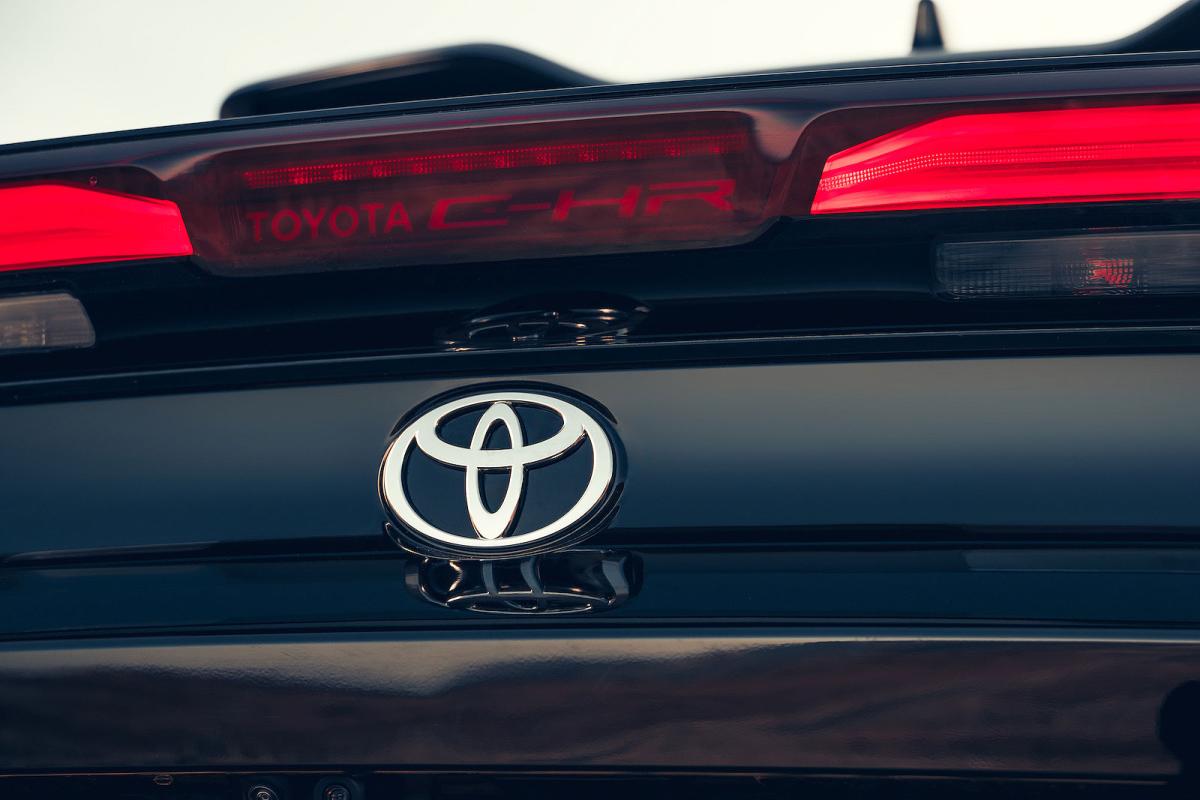 Toyota C-HR rear badge detail